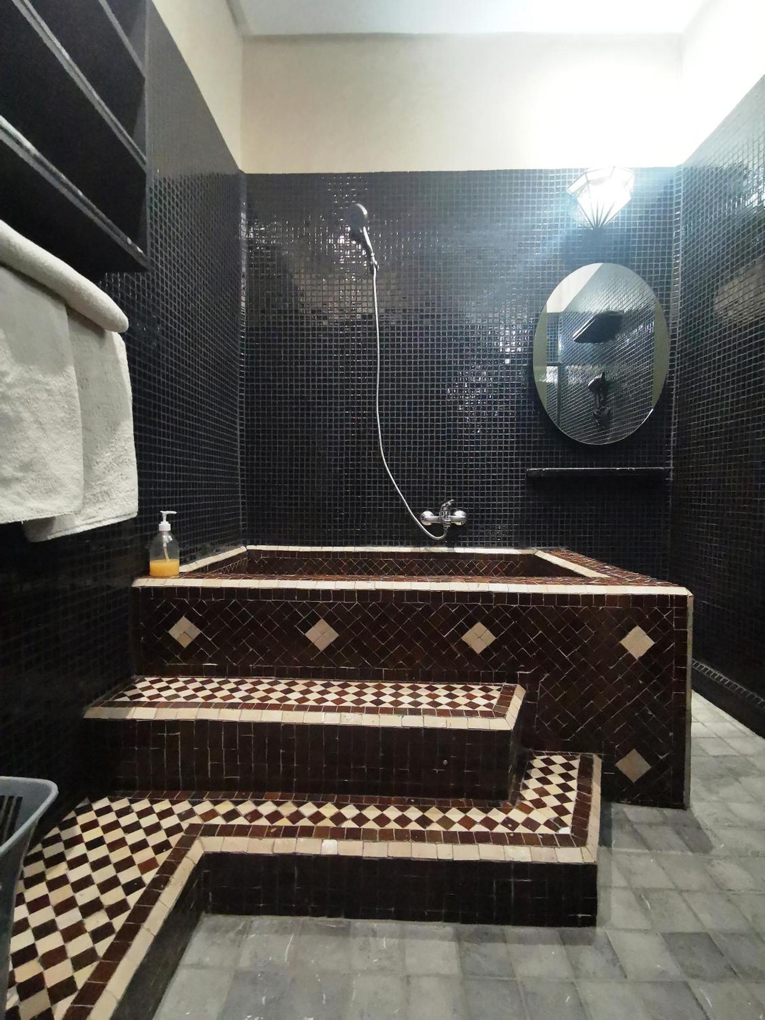 رياض لاروس 2* مراكش